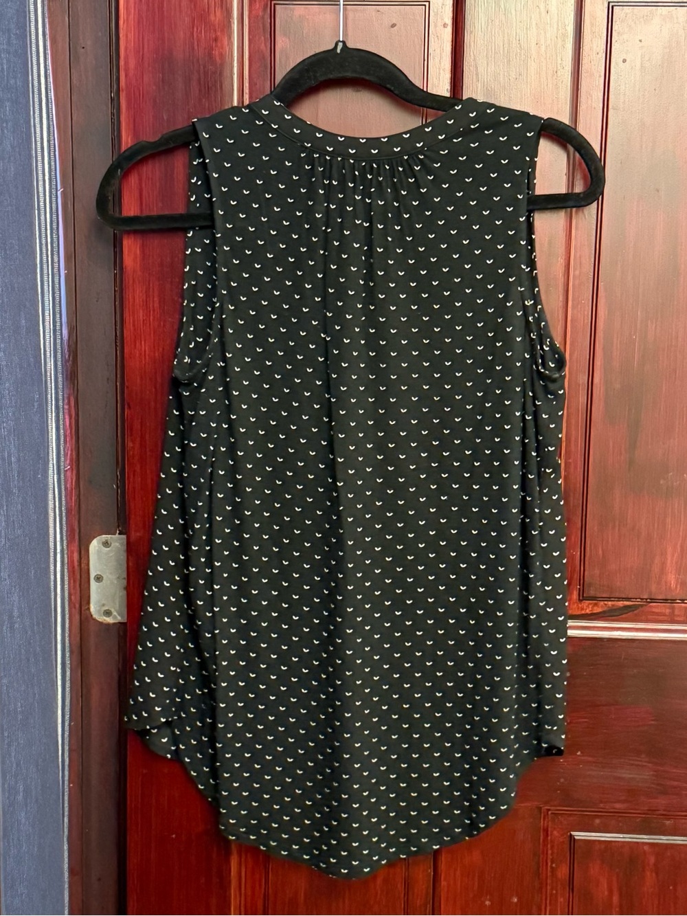 Ann Taylor LOFT Black Tank top with White Accents; Dress Shirt/Dressy Tank - Picture 2 of 2